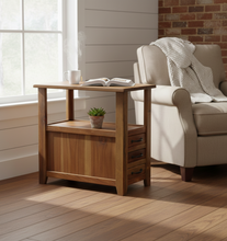 2 Day Designs Chateau Side Table